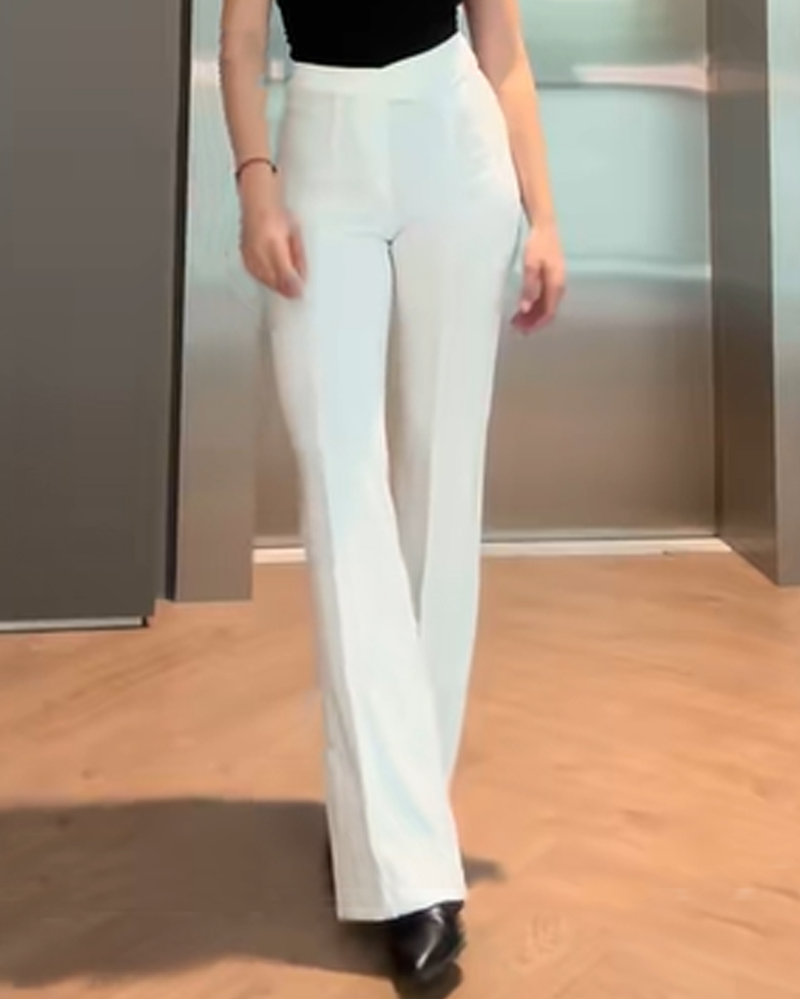 Fashionable White High-Waist Straight Pants-Curvy-Faja