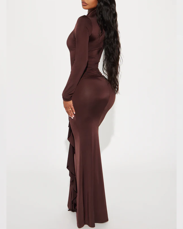 High Neck Long Sleeved Fitted Dress With Metallic Ribbon At The Waist And Ruched Details Elegant Evening Gown