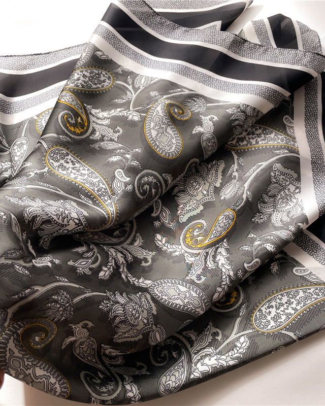 Vintage Cashew Paisley Square Scarf-Curvy-Faja