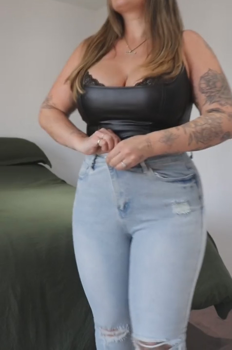 Shapewear Faux Leather Lace Balconette Sculpting Bodysuit-Curvy-Faja