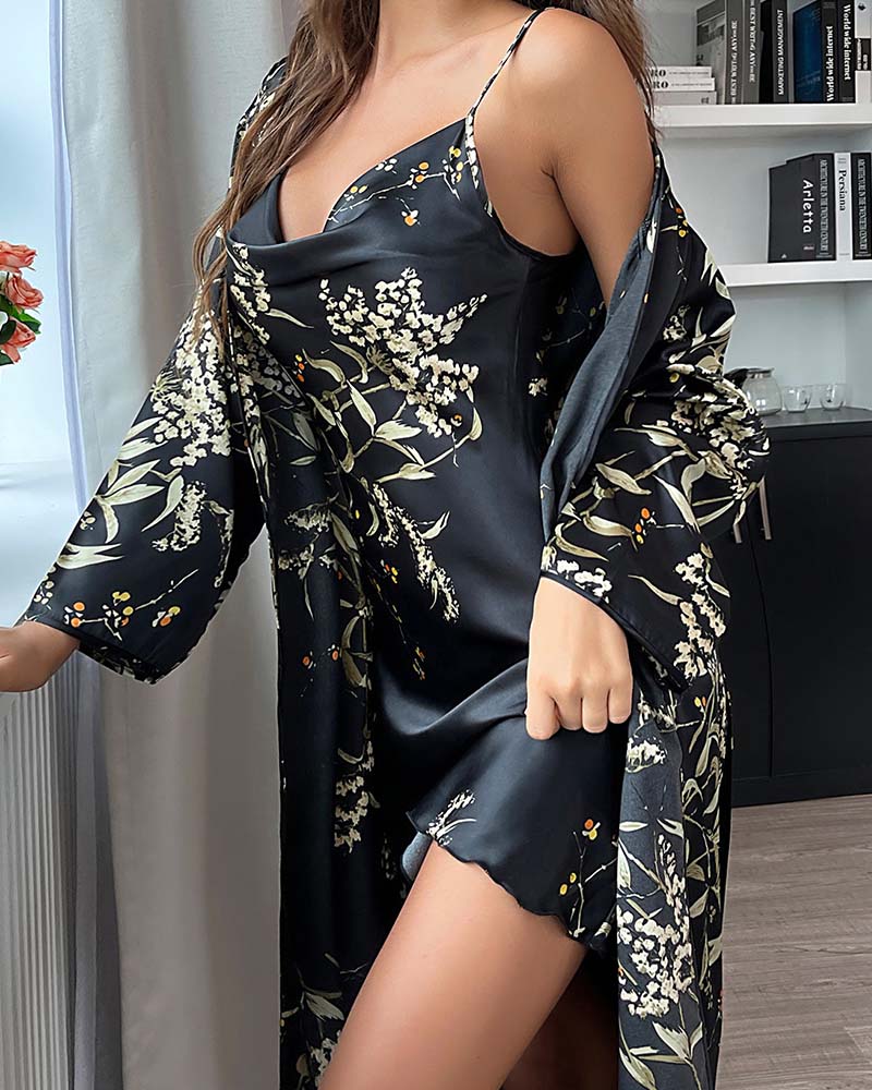 Lace-Up Robe And Nightdress Two-Piece Set