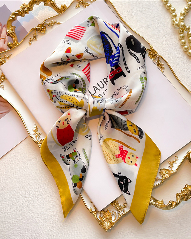 Cute Cat Scarf-Curvy-Faja