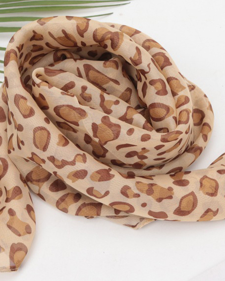 Fashionable Leopard Print Chiffon Square Scarf-Curvy-Faja