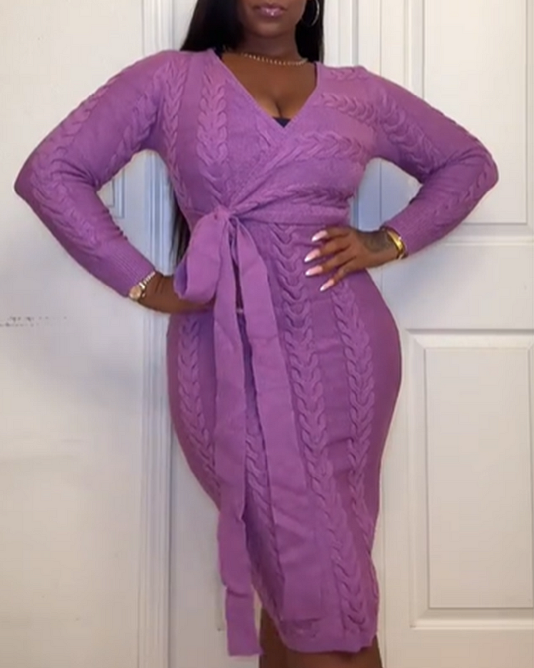 Deep V Neck Textured Long Sleeved Midi Length Knitted Dress With A Fitted Waist（Pre-Sale）