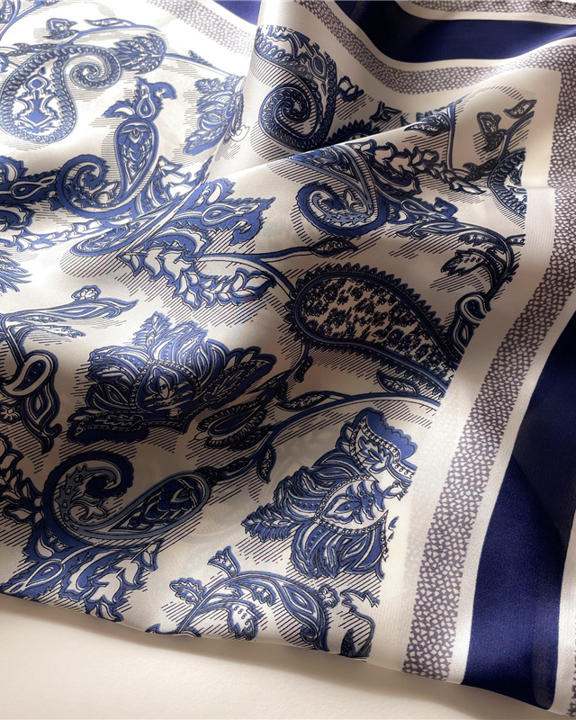 Vintage Cashew Paisley Square Scarf-Curvy-Faja