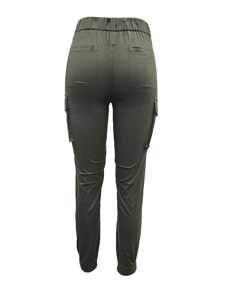 Stretched-Foot Cargo Pants