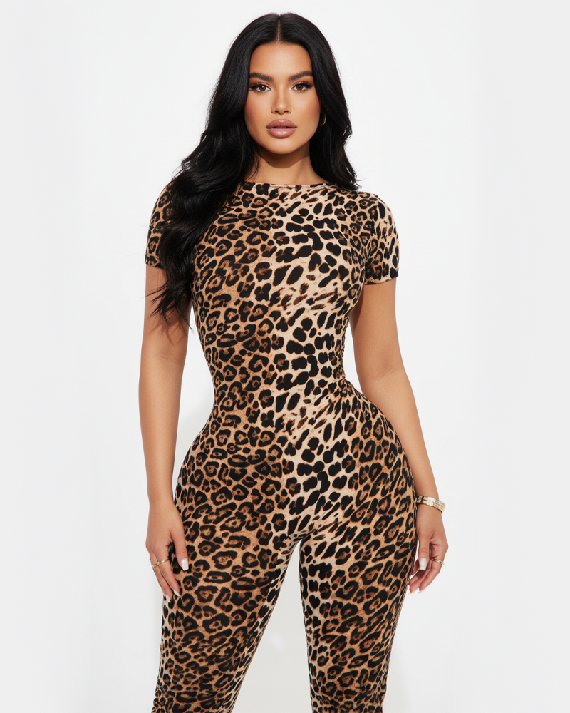 Round Neck Long Sleeve Leopard Print Slim Fit Capri Jumpsuit