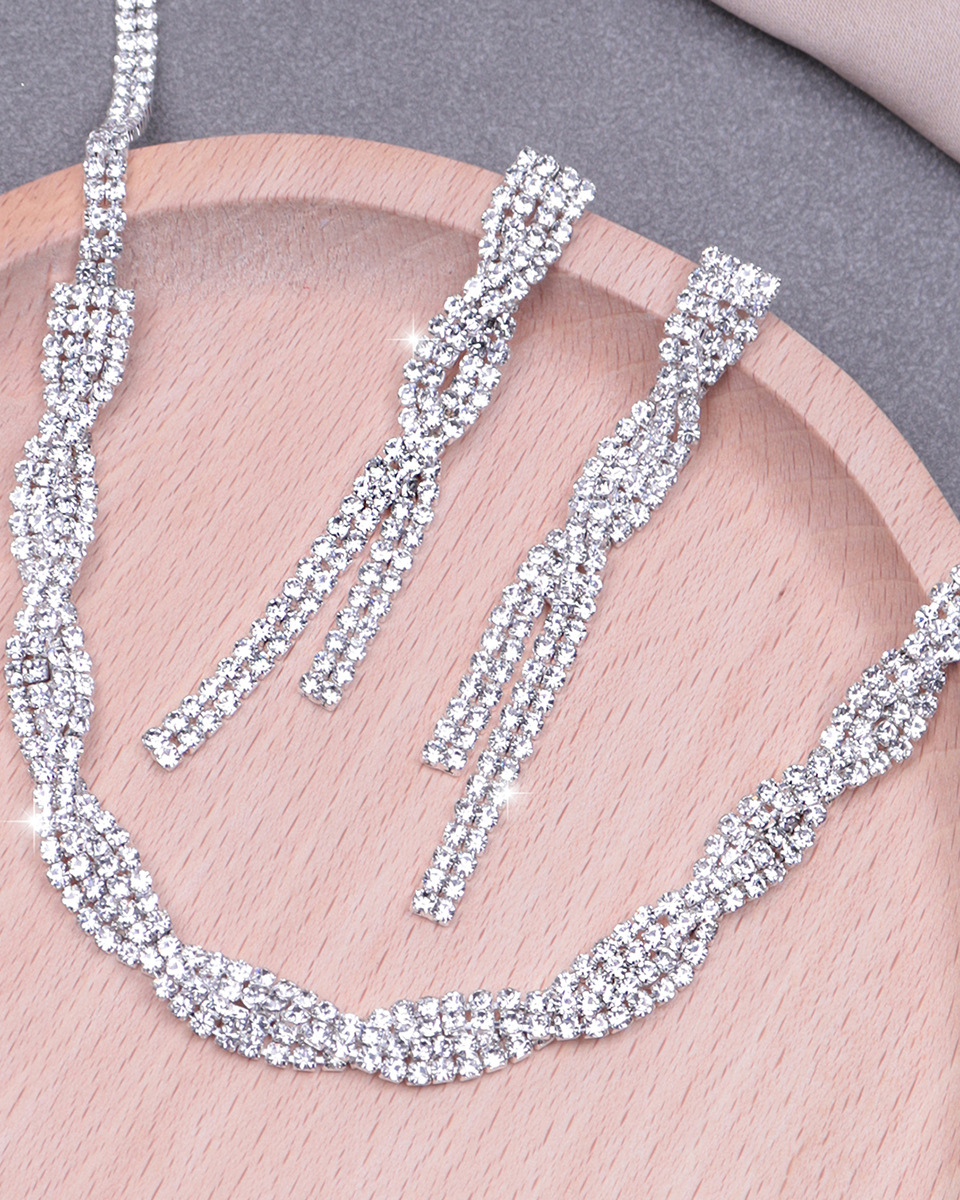 Necklace and Earrings-Curvy-Faja