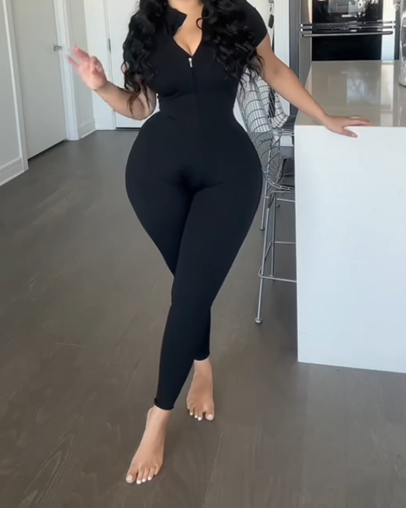 Zippered Short-Sleeved Slim-Fit Jumpsuit