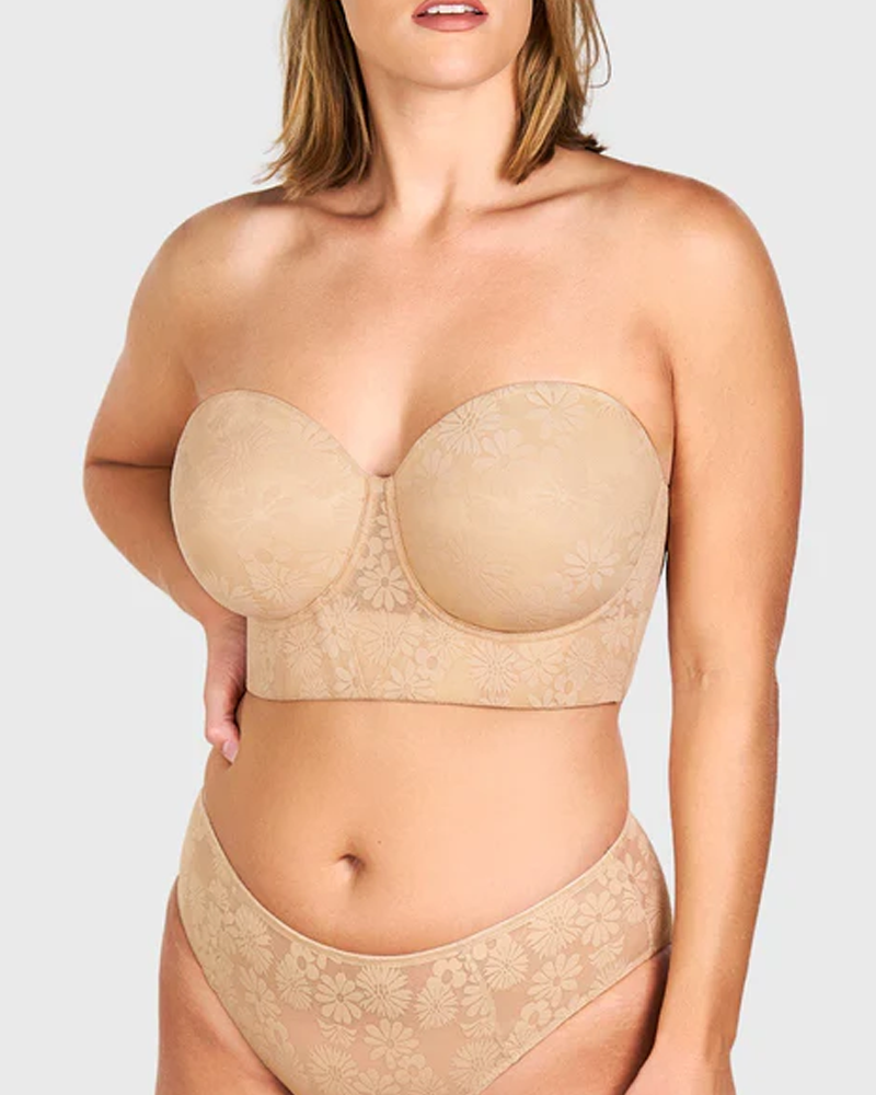 Plus Size Strapless Bra With Detachable Underwire To Support Side Breast Tissue And Prevent Sagging.