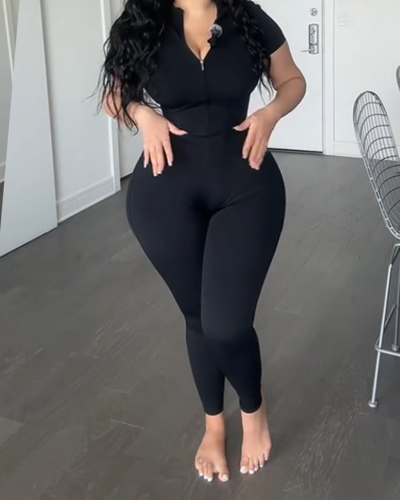 Zippered Short-Sleeved Slim-Fit Jumpsuit