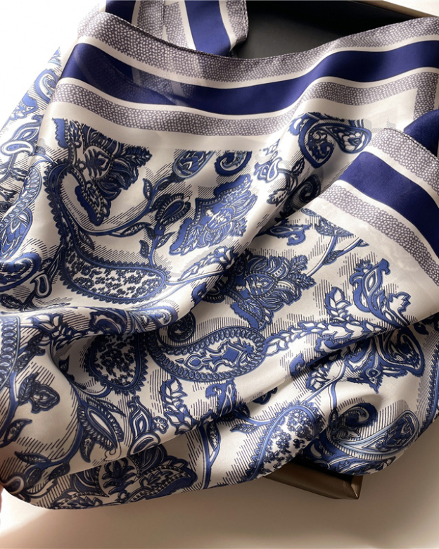 Vintage Cashew Paisley Square Scarf-Curvy-Faja