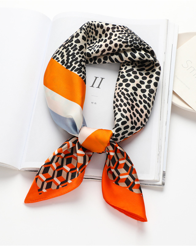 Leopard Print Simulated Silk 3D Geometric Plaid Square Scarf-Curvy-Faja