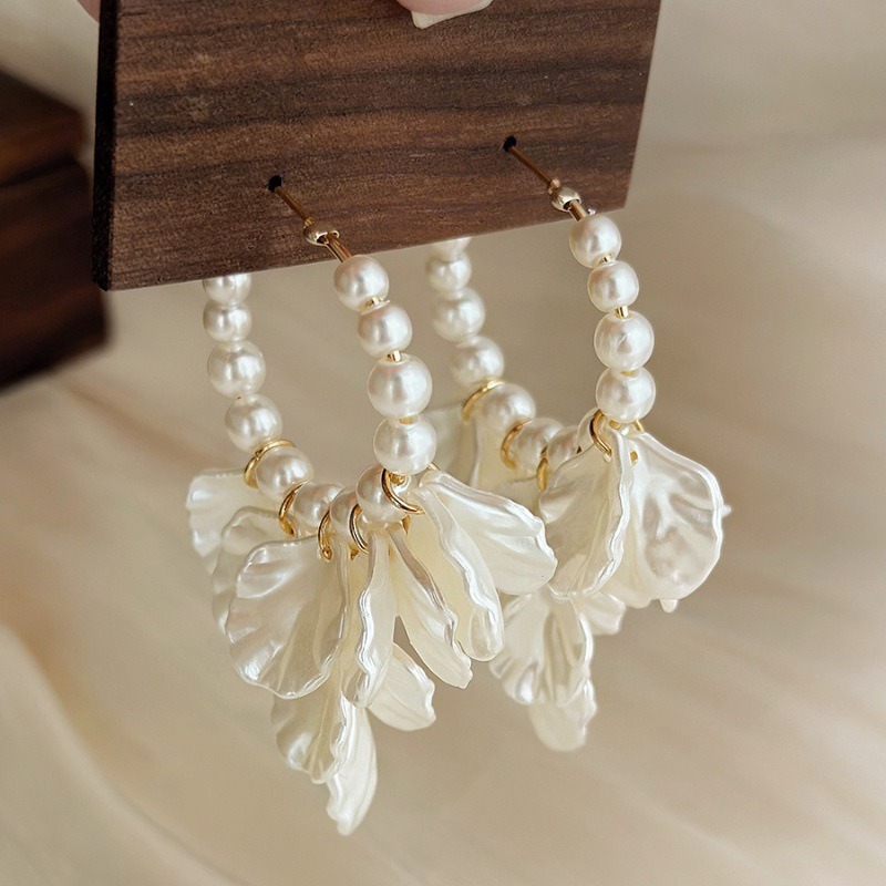 Seaside Vacation Pearl Petal Large Hoop Earrings-Curvy-Faja