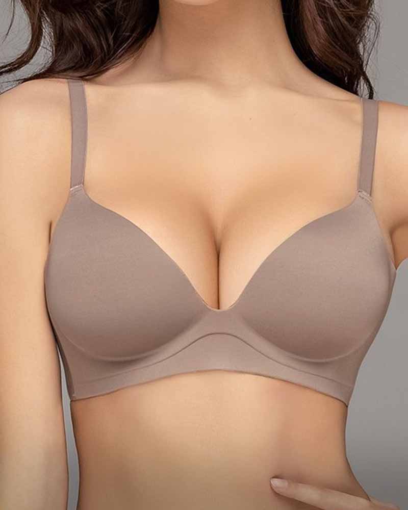 A Bra That Expands And Pulls Up Small Breasts To Create A Larger One