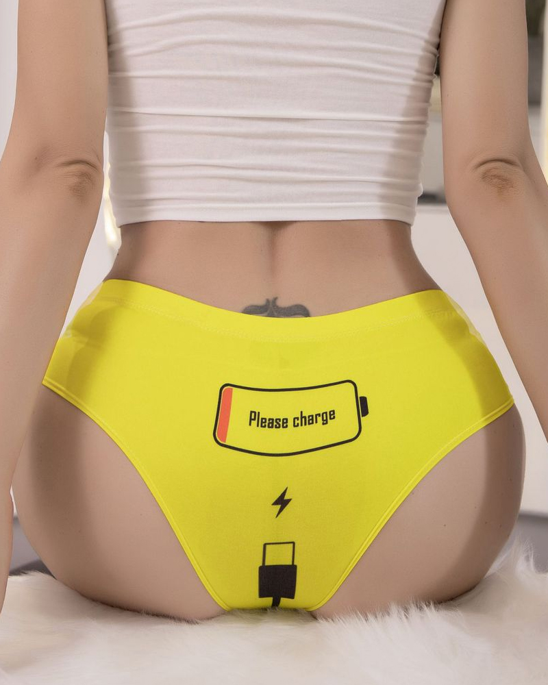 Hip-Covering Printed Briefs-Curvy-Faja