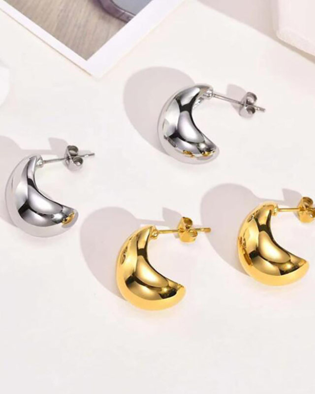 Metal Drop Earrings-Curvy-Faja