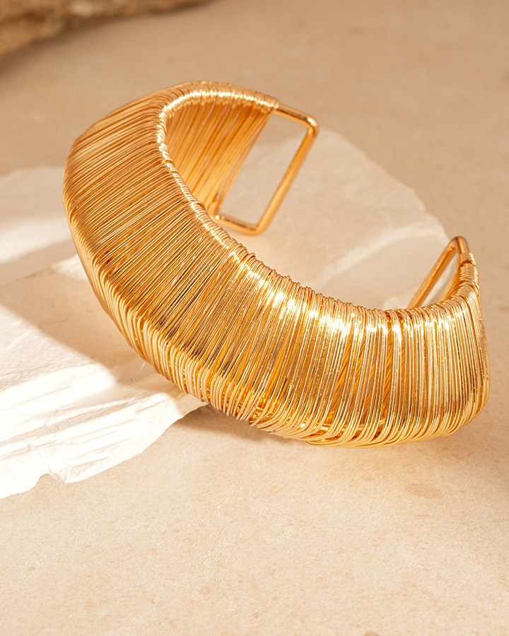 Wrap Cuff Bracelet-Curvy-Faja