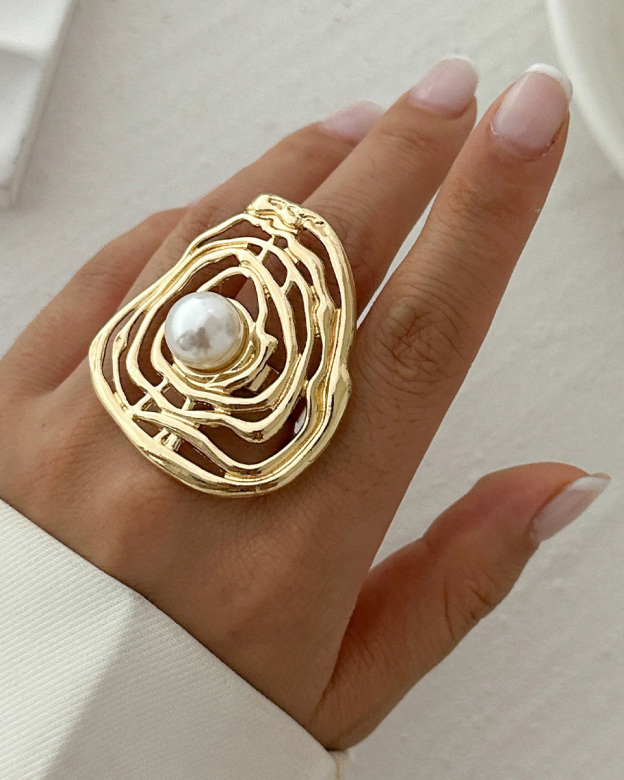 Imitation Pearl Ring-Curvy-Faja