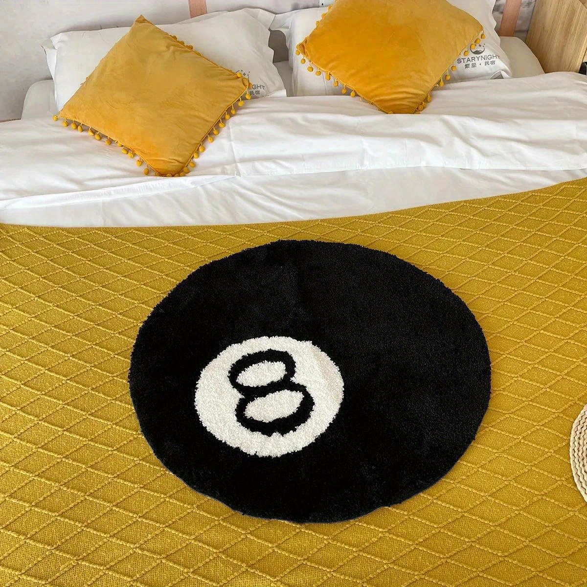 LAKEA Halloween 8 Ball Rug Indoor Home Decoration Spooky Halloween Gifts 8 Ball Accent Round Tufting Soft Rug Horror Movie Mat