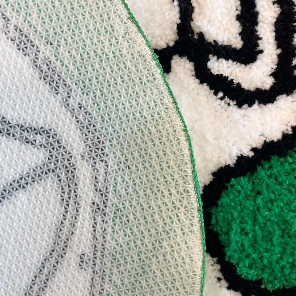 Halloween Vampire Teeth Tufted Rug Green Mouth Floor Mat Bathroom Non-slip Absorbent Bath Mat Bedside Carpet Home Decor