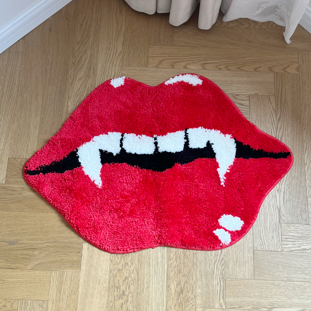 Vampire Red Lips Shape Rug - Edgy Fluffy Floor Mat for Bedroom Living Room, Gothic Novelty Home Decor Carpet, Anti-Slip Door Mat