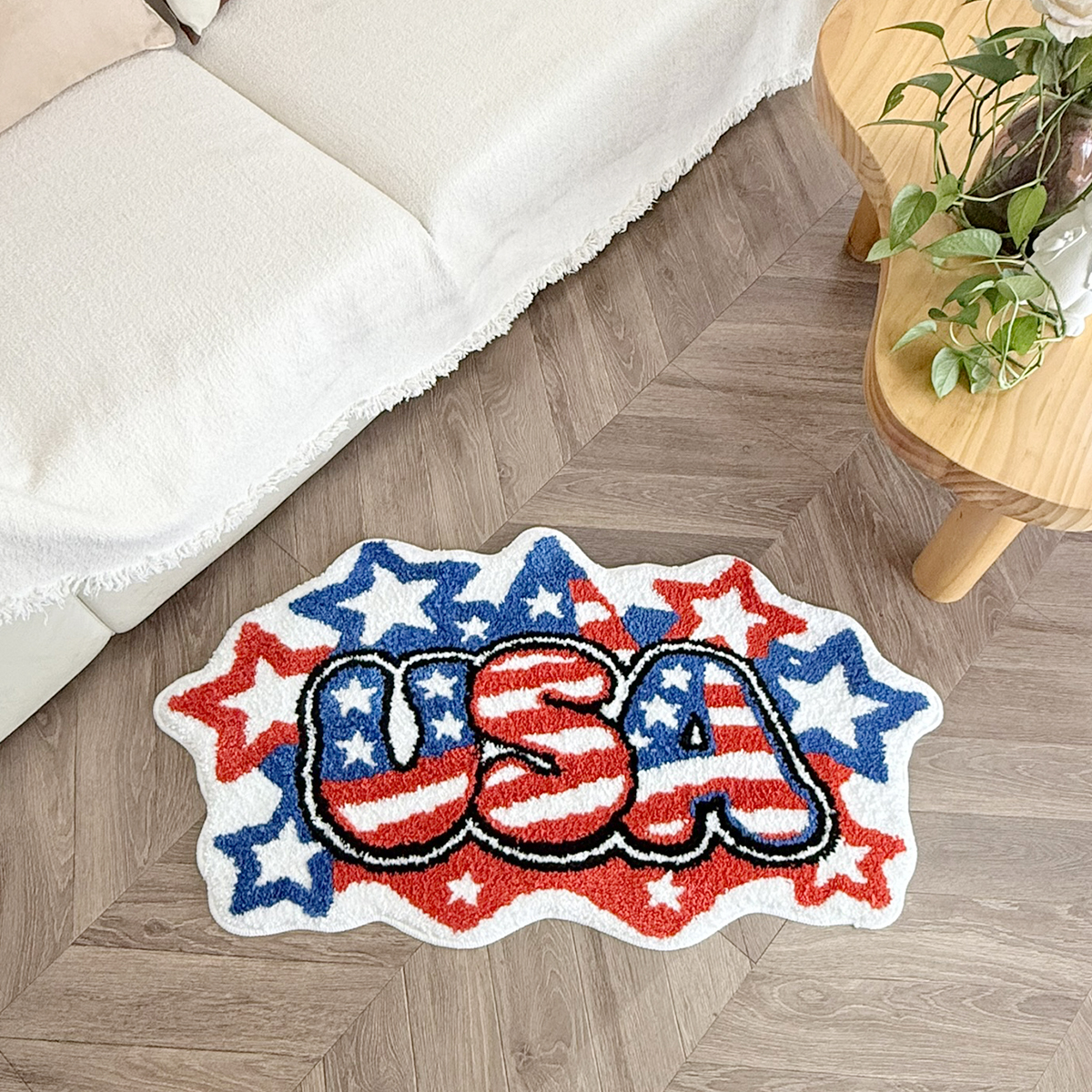 USA Letter American Flag Tufted Rug, Retro Stars Stripes Irregular Shaped Fluffy Floor Mat, Non Slip Absorbent Doormat for Bedroom Bathroom Home Decor