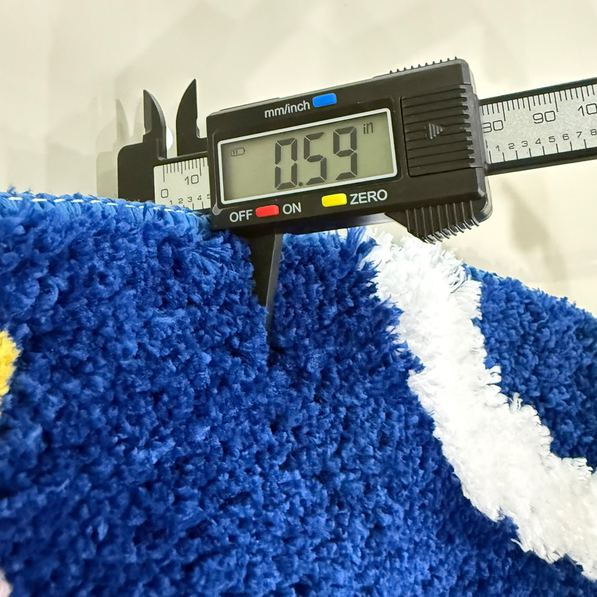 Coloful Lotus Pond Round Handmade Tufted Rug for Living Room Psychedelic Bedroom Retro Carpet Plush Circle Abstract Art Area Rug