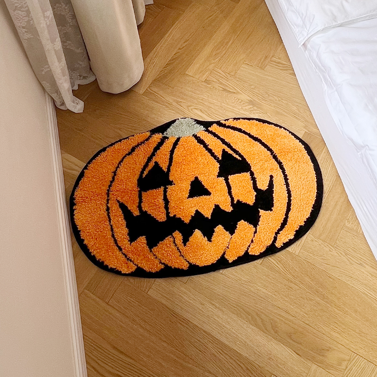 Halloween Pumpkin Tufted Rugs Bathroom Decor Non Slip Funny Cute Bath Mats For Bathroom Shower Tub Washable Absorbent Carpet