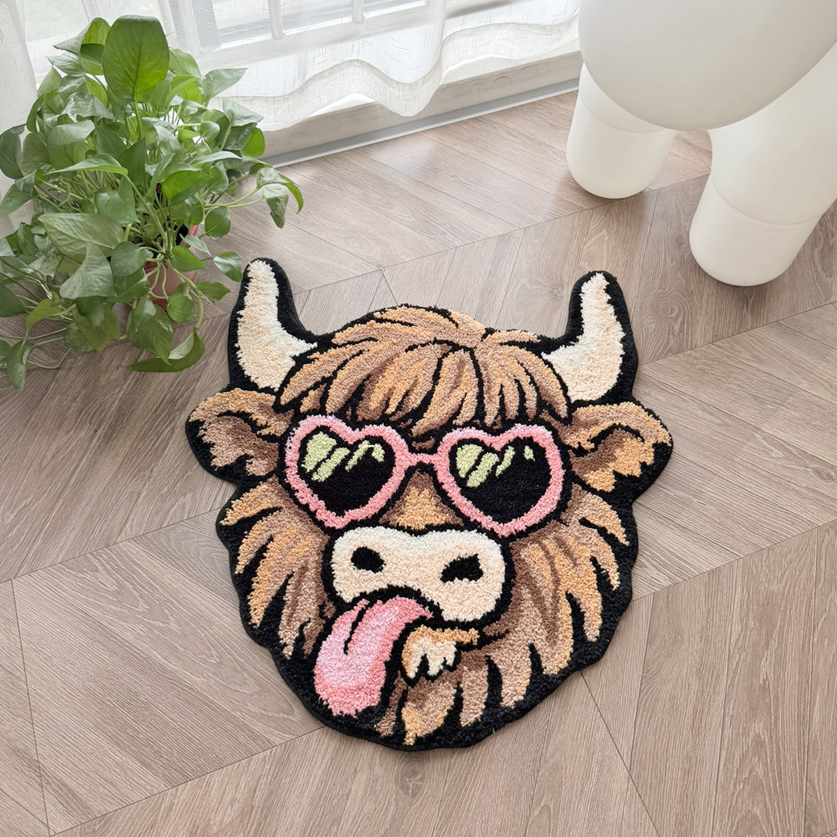 Highland Cow Tufted Rug With Heart Sunglasses, Cute Tongue Out Shaggy Animal Shaped Floor Mat, Non Slip Absorbent Bathroom Rug For Bedroom Home Decor