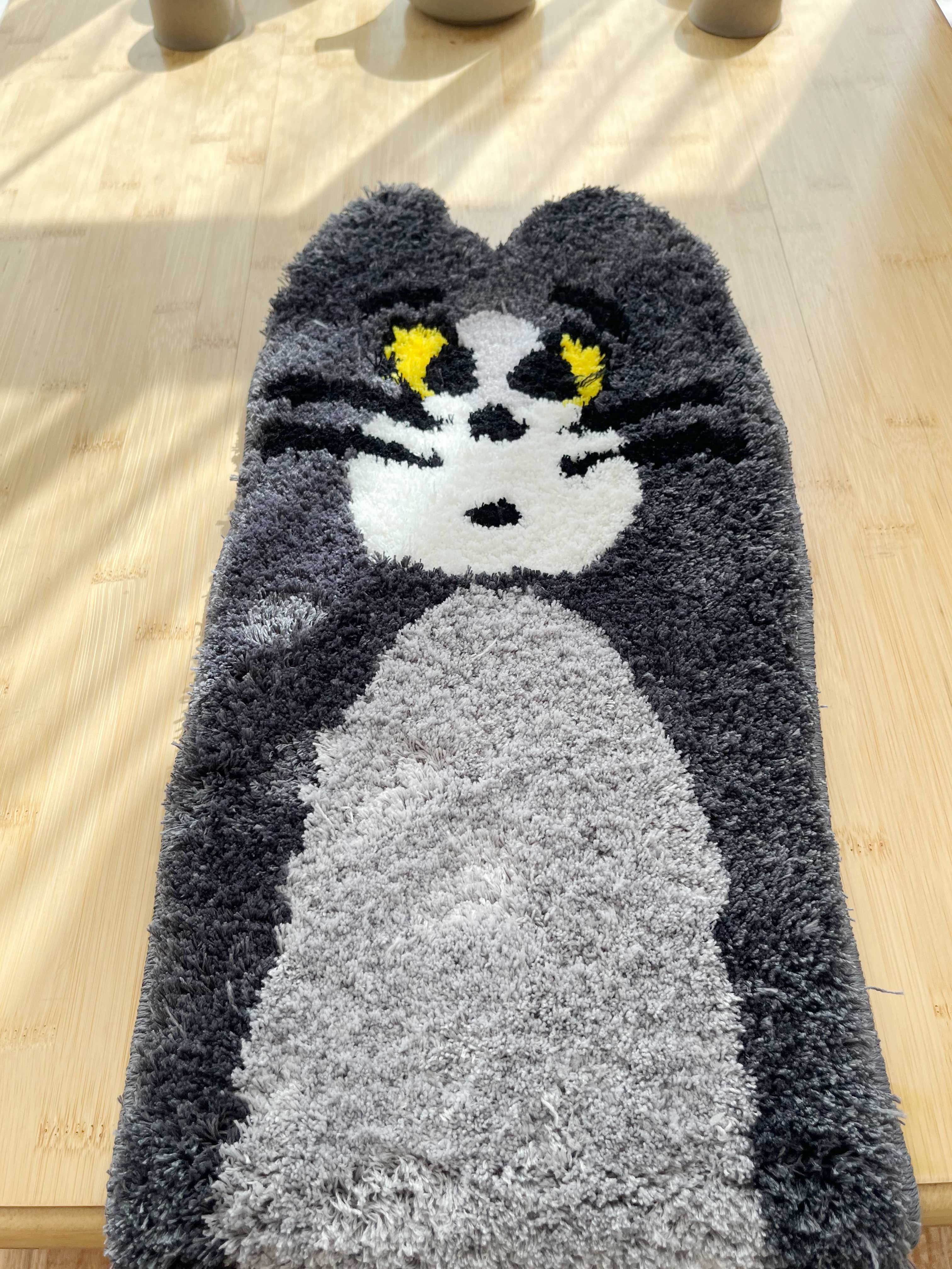 Tom Cat Rug