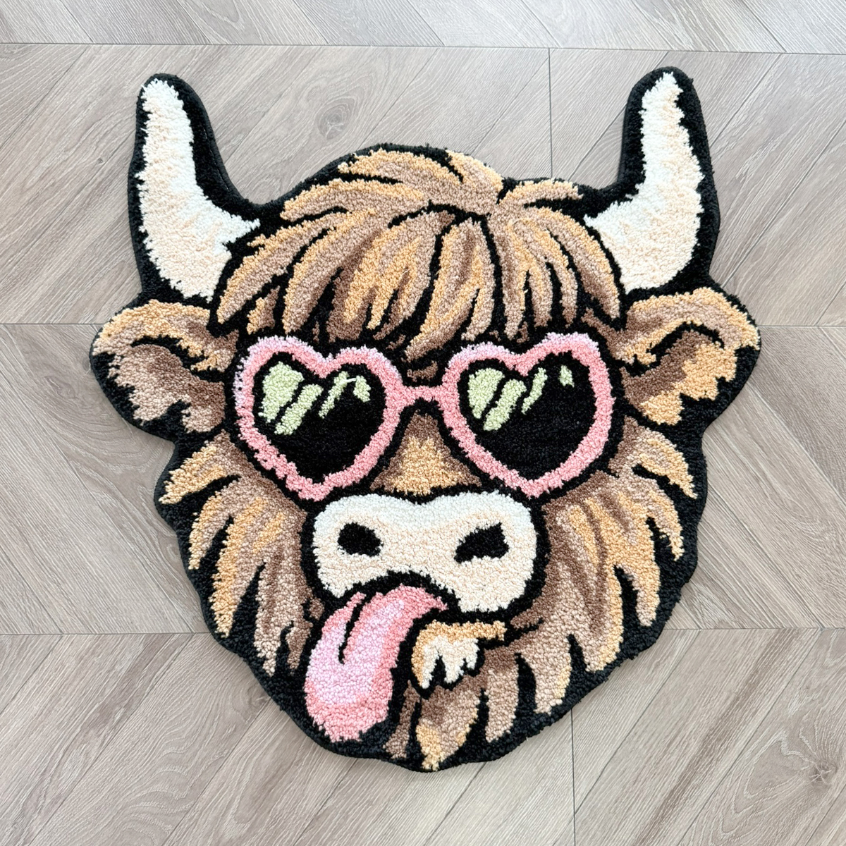 Highland Cow Tufted Rug With Heart Sunglasses, Cute Tongue Out Shaggy Animal Shaped Floor Mat, Non Slip Absorbent Bathroom Rug For Bedroom Home Decor