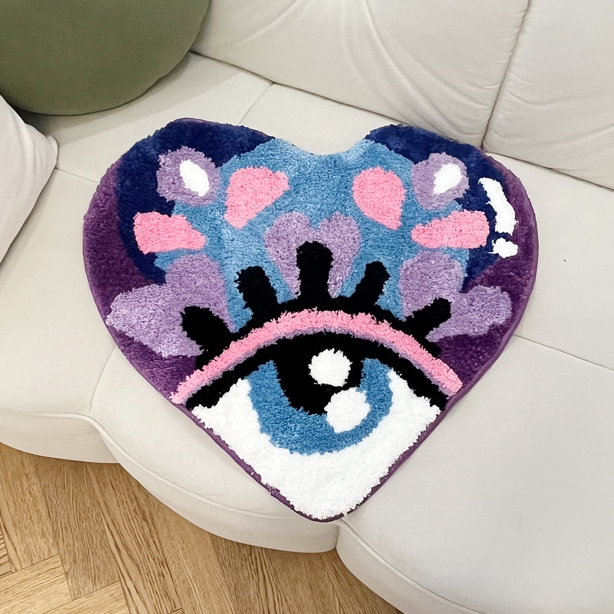 Purple Love Eye Kawaii Floor Tufted Rug Cartoon Living Room Rug Heart Shaped Doormat Bathroom Carpet Water Absorption Anti Slip