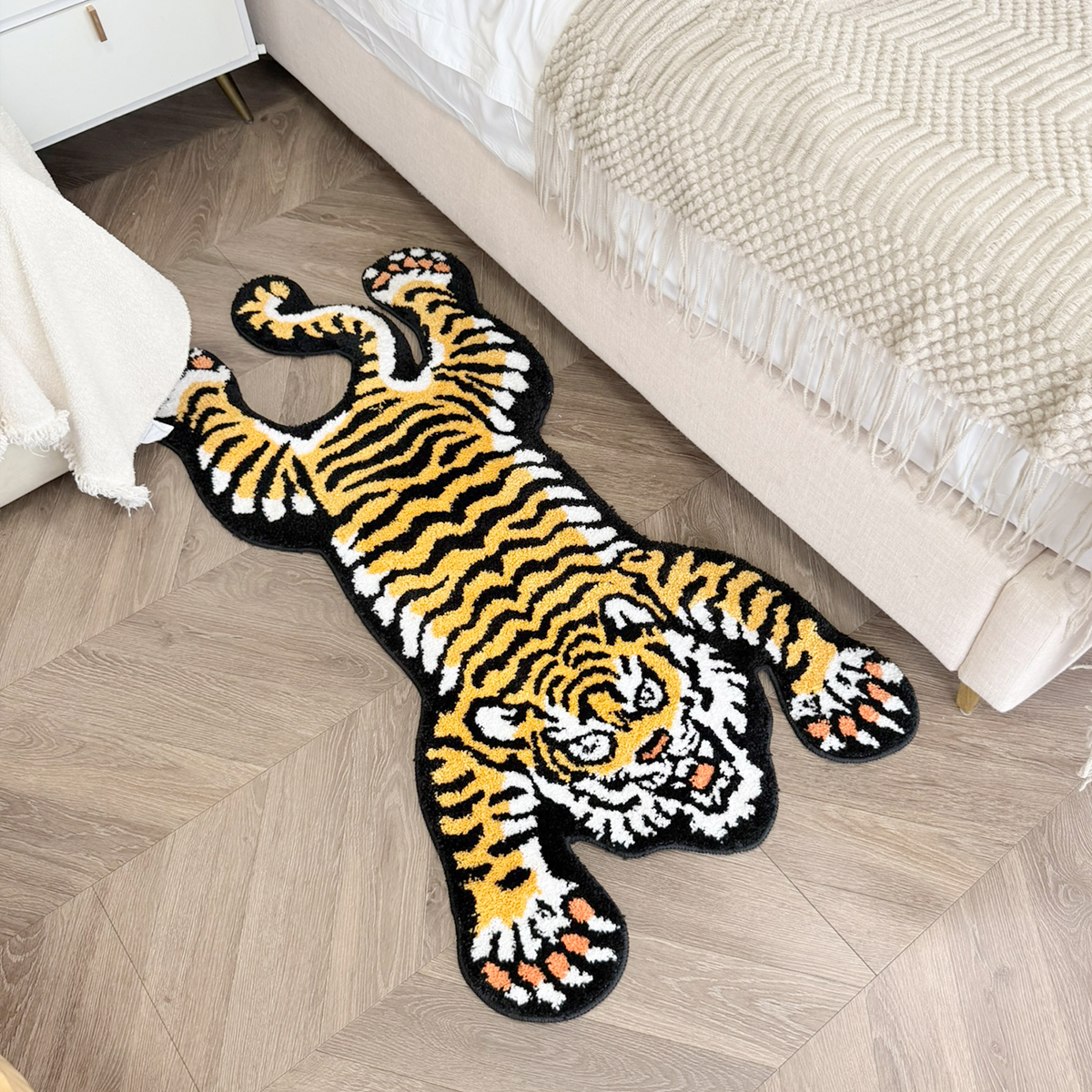 [Copy]Highland Cow Tufted Rug With Heart Sunglasses, Cute Tongue Out Shaggy Animal Shaped Floor Mat, Non Slip Absorbent Bathroom Rug For Bedroom Home Decor