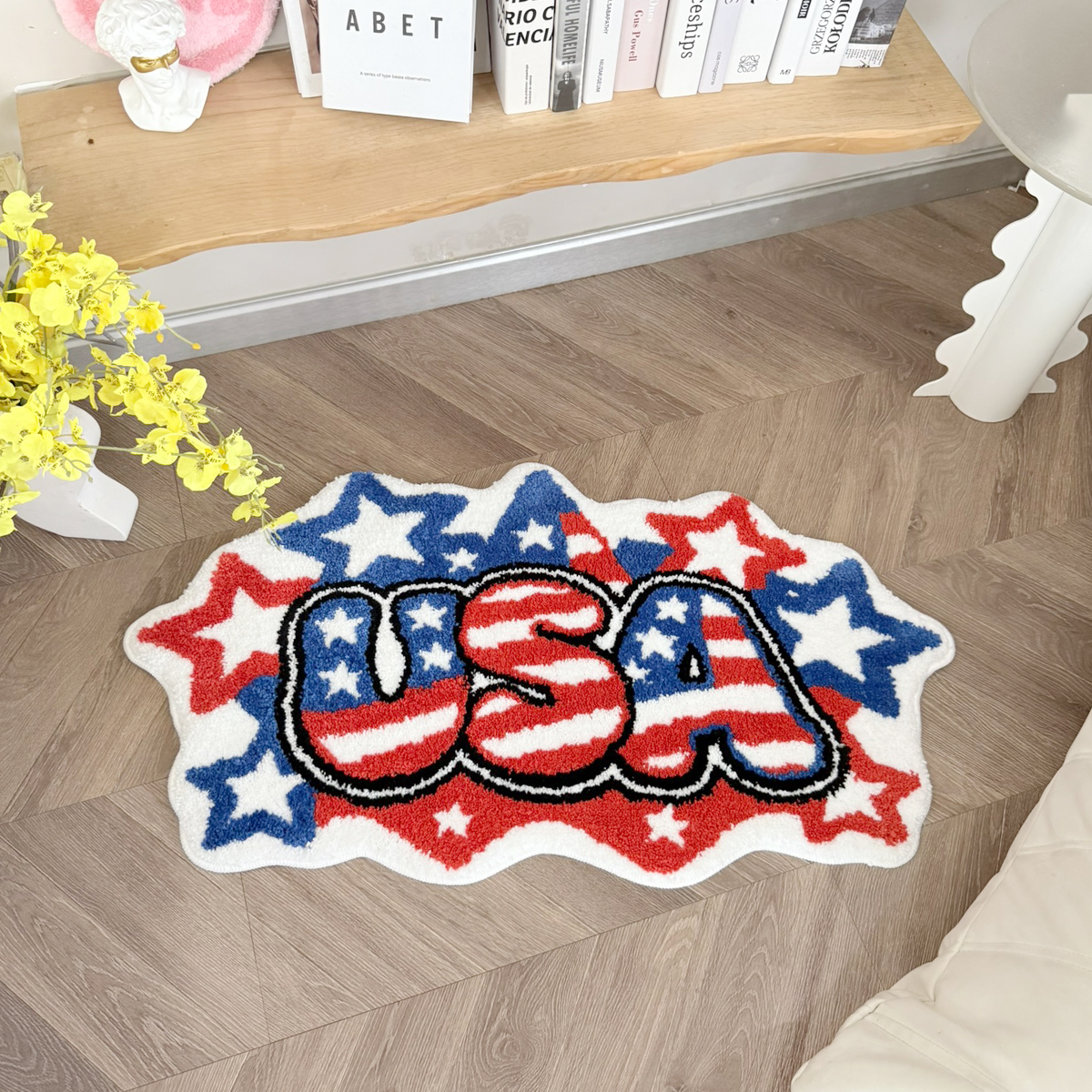 USA Letter American Flag Tufted Rug, Retro Stars Stripes Irregular Shaped Fluffy Floor Mat, Non Slip Absorbent Doormat for Bedroom Bathroom Home Decor