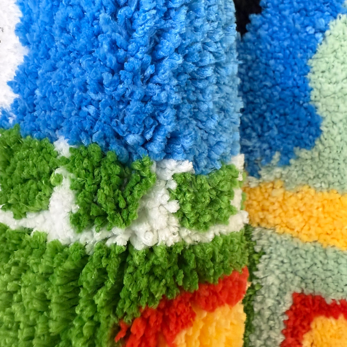 Colorful Balloon House Tufted Area Rug Bedroom Mat Simple Aesthetic Kawaii Housewarming Gift Handmade Non-Slip Decorative Rug