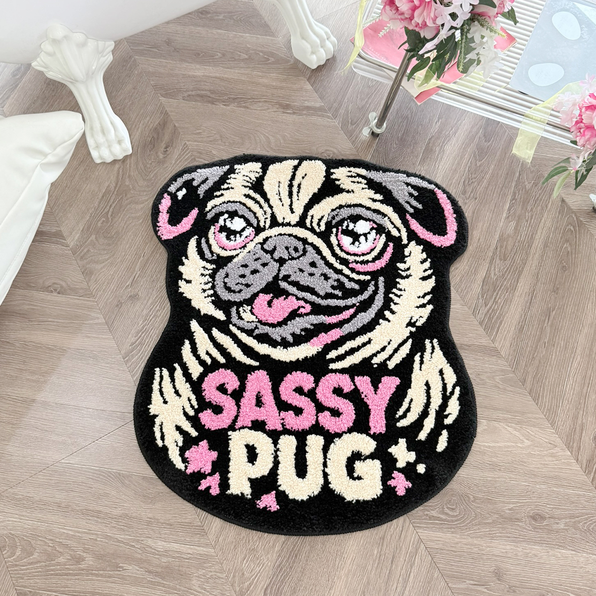 Sassy Pug Dog Tufted Rug, Cute Cartoon Pug Head Irregular Shaped Fluffy Floor Mat, Non Slip Absorbent Doormat for Bedroom Bathroom Home Decor