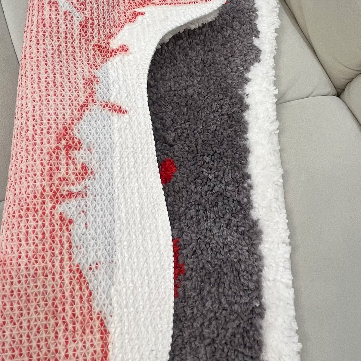 Tufting Rug Blood Knive Bathroom Mat Soft Halloween Bedside Rug Living Room Carpet Bedroom Floor Pad Aesthetic Home Decor