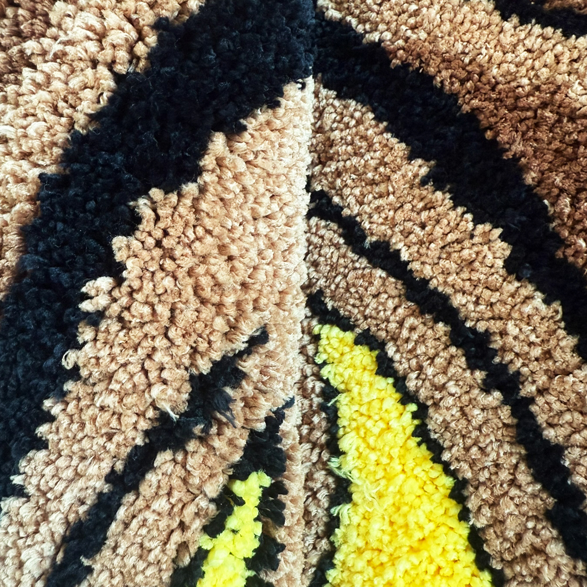 Vibrant Pitbull Head Tufted Rug - Soft Plush Anti-Slip Floor Mat for Pet Lovers, Bedroom & Living Room Decor, Unique Street Style Carpet