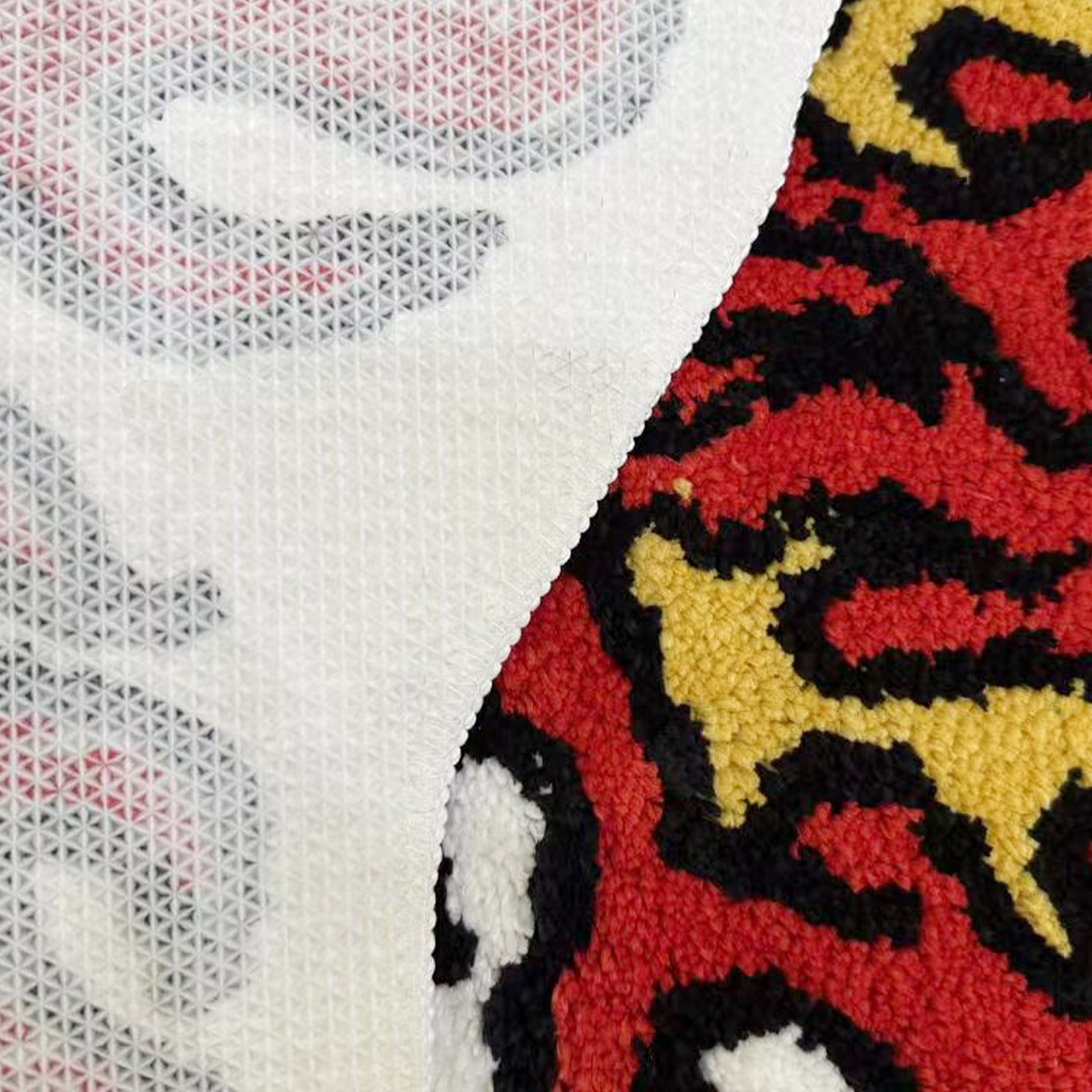 Abstract Flame Butterfly Tufting Rug Antislip Carpet Mini Bathroom Mat for Girl Teen‘s Room Carpet House Decoration Bedside Rug