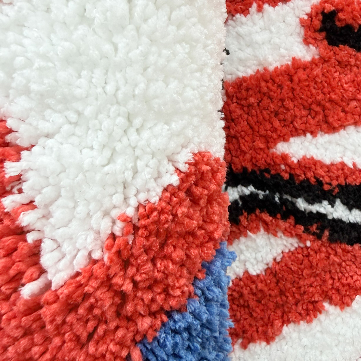 USA Letter American Flag Tufted Rug, Retro Stars Stripes Irregular Shaped Fluffy Floor Mat, Non Slip Absorbent Doormat for Bedroom Bathroom Home Decor