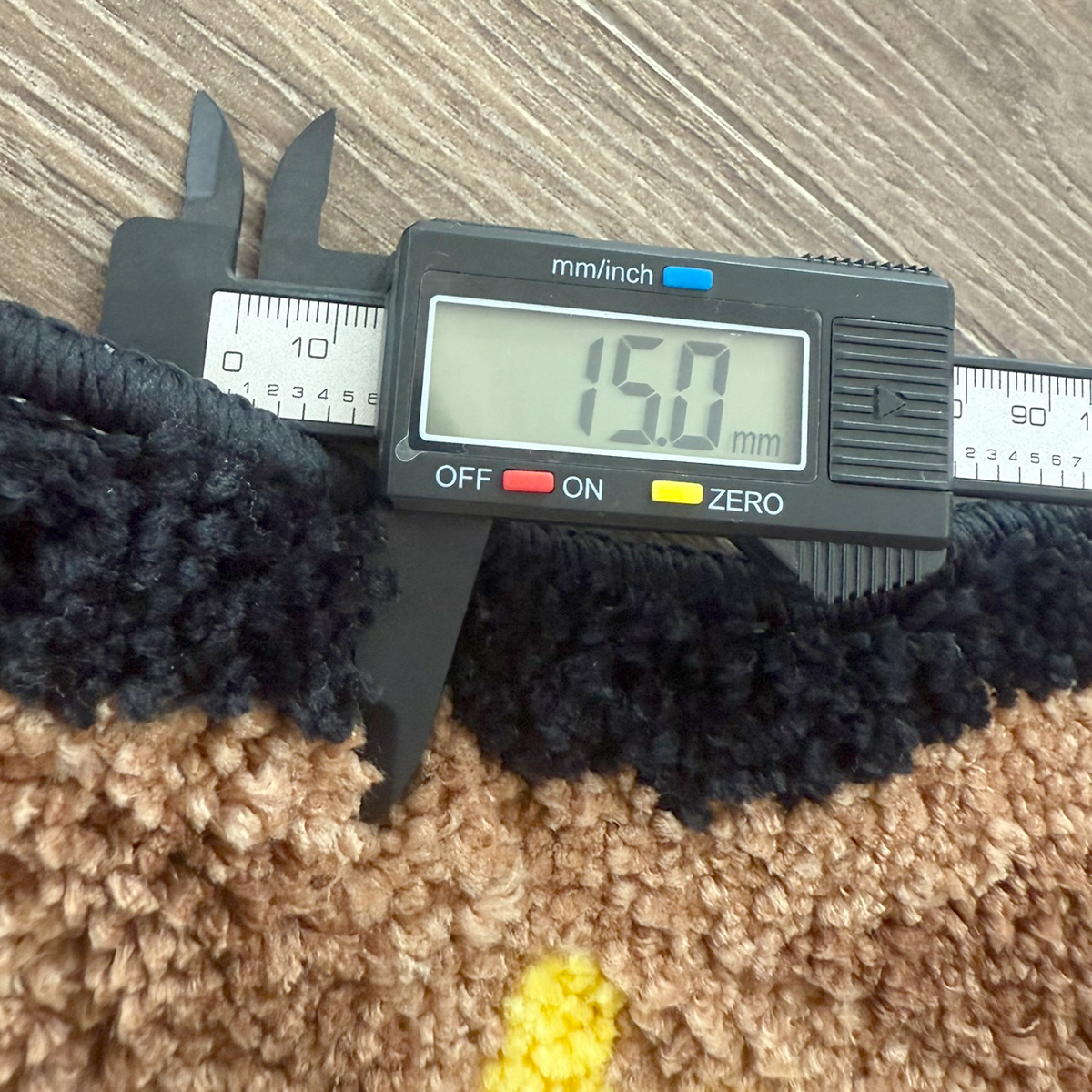 Vibrant Pitbull Head Tufted Rug - Soft Plush Anti-Slip Floor Mat for Pet Lovers, Bedroom & Living Room Decor, Unique Street Style Carpet