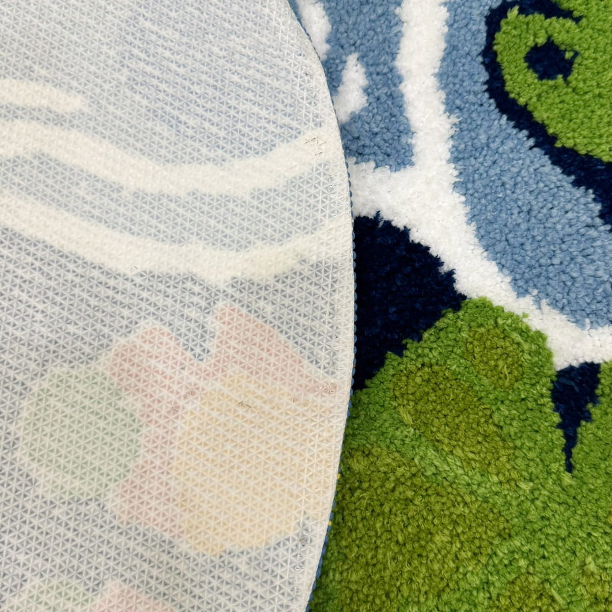 Coloful Lotus Pond Round Handmade Tufted Rug for Living Room Psychedelic Bedroom Retro Carpet Plush Circle Abstract Art Area Rug