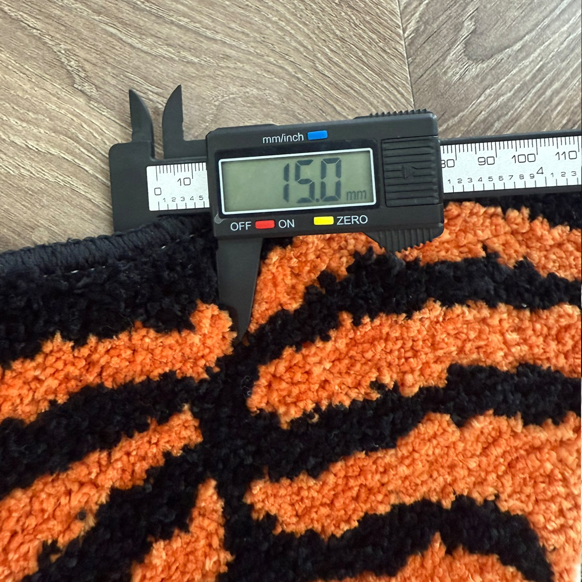 Fierce Tiger Head Tufted Rug - Vibrant Orange Anti-Slip Floor Mat for Bedroom & Living Room, Bold Animal Print Carpet