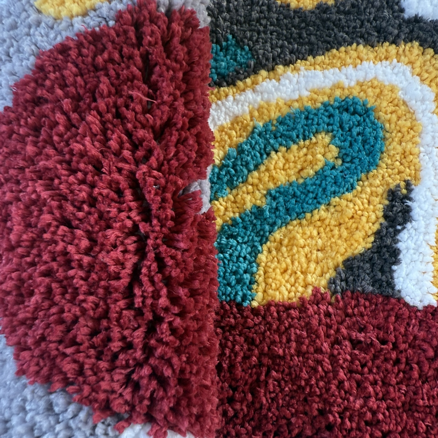 Vibrant Space Planet Shape Rug - Fluffy Starry Sky Floor Mat for Kids Bedroom Living Room, Creative Celestial Home Decor Carpet, Anti-Slip Door Mat 