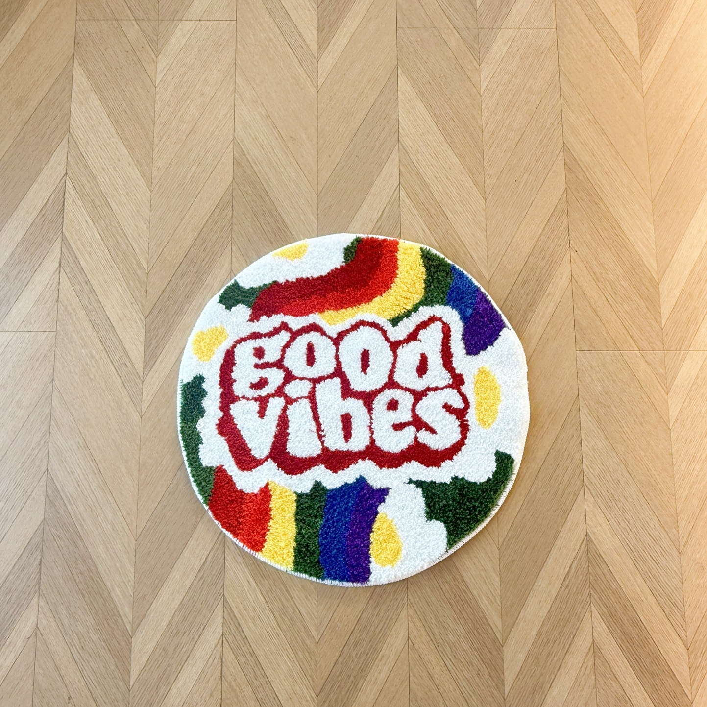 "Good Vibes" Round Rug - Colorful Fluffy Floor Mat for Bedroom Living Room, Positive Quote Home Decor Carpet, Anti-Slip Soft Door Mat