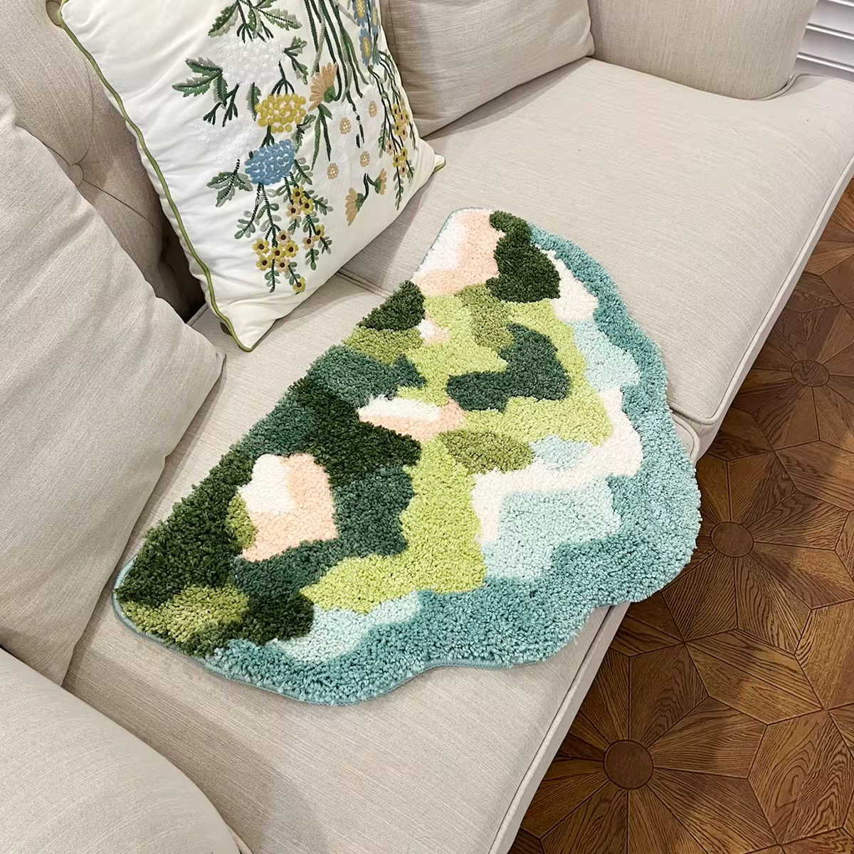 Comfortable Tufted Carpet with Multilevel Green Mountain Pattern for Home Interior Decor Non-slip Bottom Soft Touch Bedroom