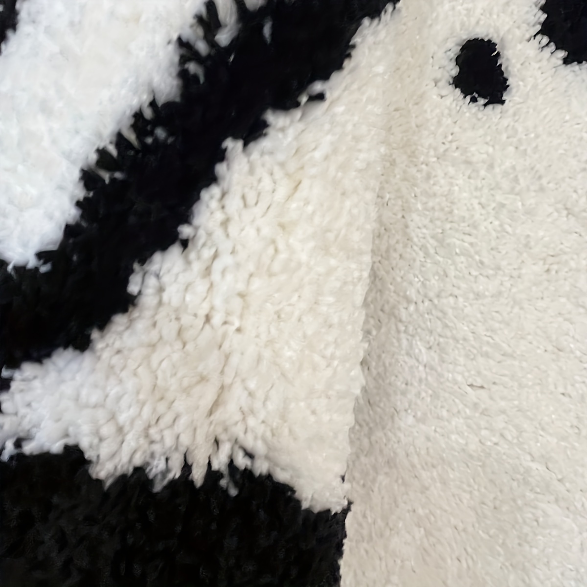 Halloween Three Ghost Shape Tufted Rug Foreign Trade Alien Horror Skull Super Soft Door Mat Decoration Anti Slip Entrance Mat