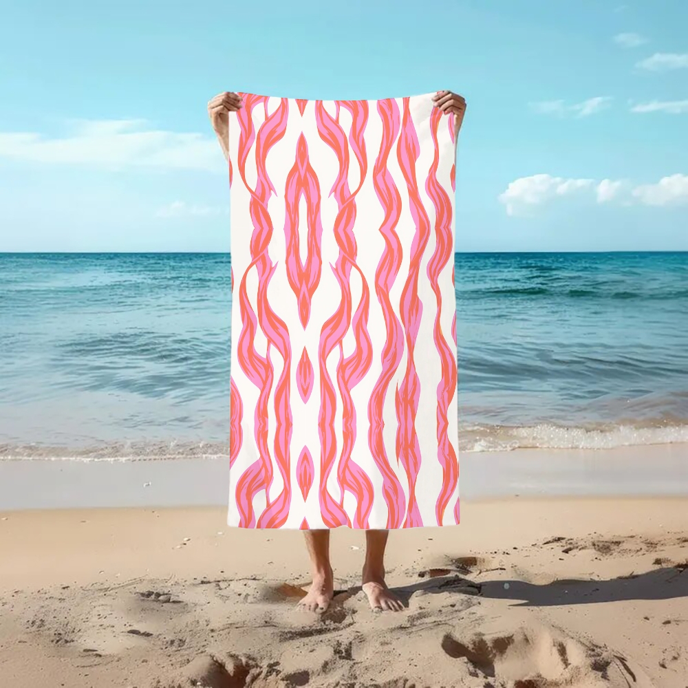 Wavy Stripe Print Beach Towel with Abstract Line Motif