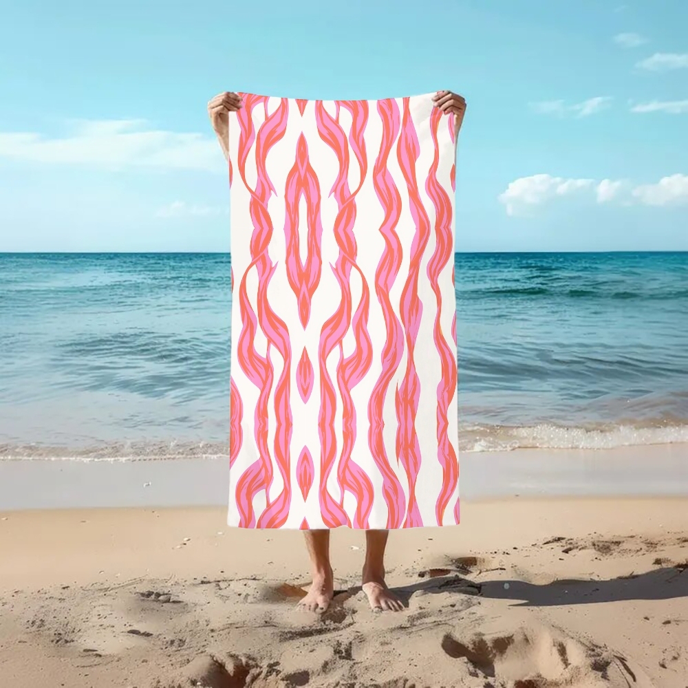 Wavy Stripe Print Beach Towel with Abstract Line Motif